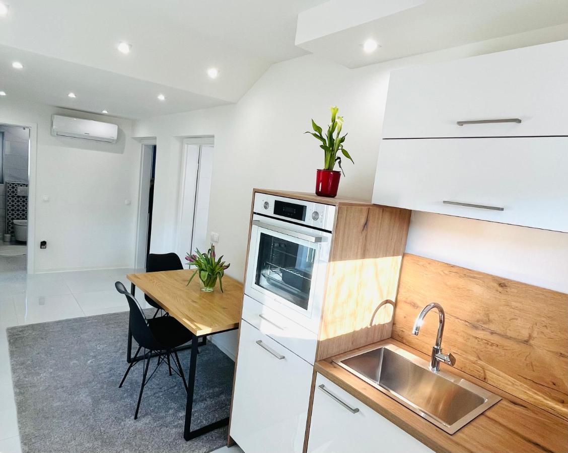 Luxe Apartments リュトメル エクステリア 写真